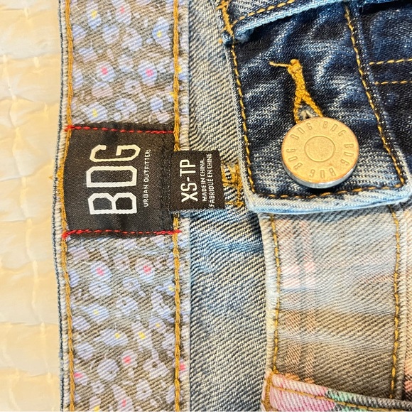 BDG Urban Outfitters Patch Work Fray Floral Denim Skirt Asymmetric (C1) - Picture 8 of 12